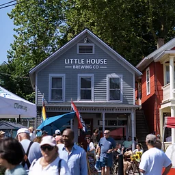 Little House at the Sunday Chester Market (8/30)