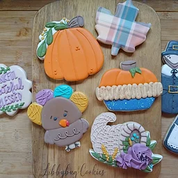 Thanksgiving Cookie Decorating with Libbybug cookies