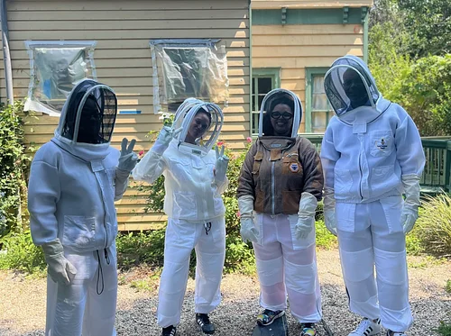 Weeksville x Bee University Beeswax Workshop