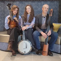 MOUNTAIN HIGHWAY: Dynamic Bluegrass
