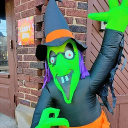 Larchmere Candy Run