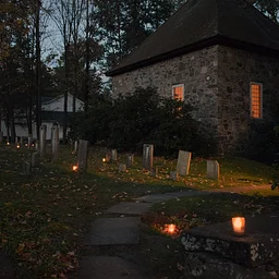 "Or Give Me Death: An (Educational) Tour of the Historic Burying Ground," led by HHS's Tours & Interpretation Coordinator, Zack Veith