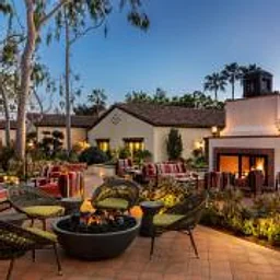 Estancia La Jolla + Johnny Martin