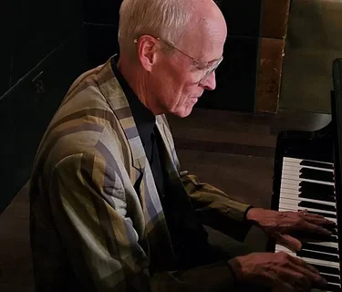 Happy Hour w/ Monte Montgomery & Friends