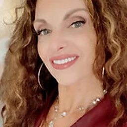 COLLEEN MARSHALL