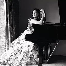 Long Yu Conducts Rachmaninoff