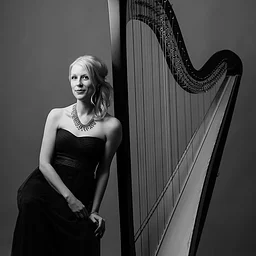 "Rachmaninoff Reigns"