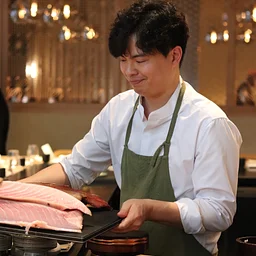 Brush: Tuna Cutting & Tasting