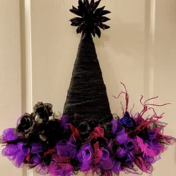 Autumn Magic: Witch’s Hat Wreath