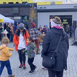 Lents International Farmers Market