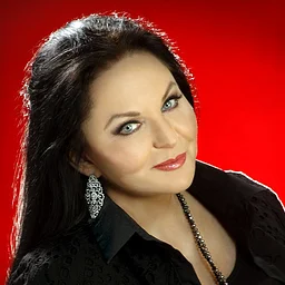 Crystal Gayle