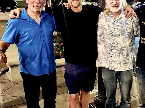 Live Music With B side