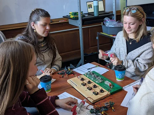 Powering Up with Mount Washington Observatory (Educator Workshop)