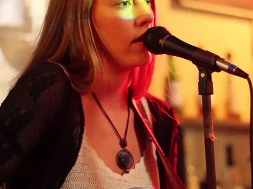 Live Music - Kiaya Abernathy