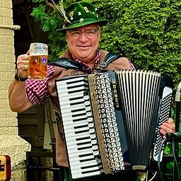 Live Music – Polka Steve!