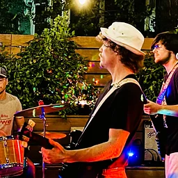 Mighty Quinn Trio: LIVE MUSIC