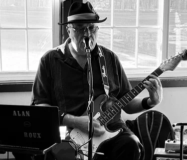 ALAN ROUX - Live Entertainment - Grill 28 Restaurant (Copy)