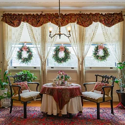 Holiday Manor House Day Tours
