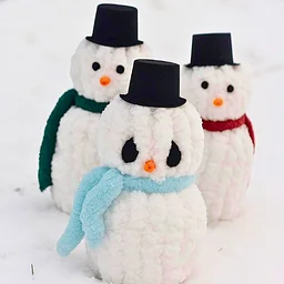 Chunky Knit Snowman Plush DIY Workshop (12/6/26 - Amherst)