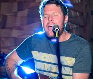 Dan Ratcliffe Acoustic