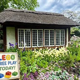 LEGO Free Play in the Thatched Cottage!
