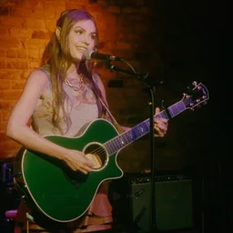 Live Musik by Sarah Bernstein 5-8PM