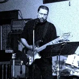 Johnny Reyes