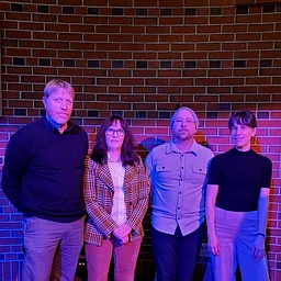 Winslow Park: Bess Jacques & The Strays