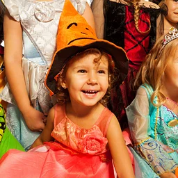 Roscoe Village Halloween Block Party