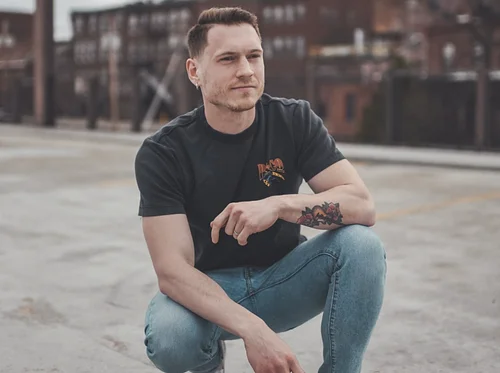 TOM BOISSE - Live Entertainment - Grill 28 Restaurant