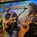 Live Music – Eli Rey