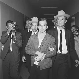 Gallery Talk | 1:00 p.m. | On Assignment at Dallas Police Headquarters