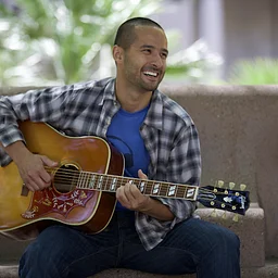 Live Music with Sharif