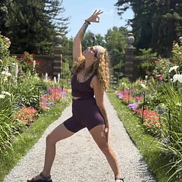 SOLD OUT: Yoga Retreat at Old Westbury Gardens