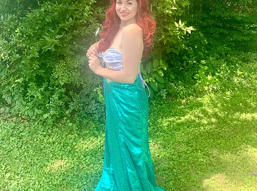 Shell Phones with Ariel
