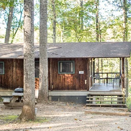 Fall Vacation Cottage Discounts at Montfair Resort Farm. Fish, Bike and Canoe Onsite! Dog Friendly.