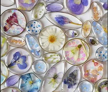 UV Resin Jewelry Art