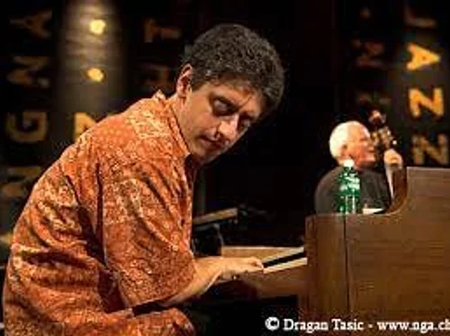 THURS 8 & 9:30 Gary Versace w/Adam Kolker, Jeremy Stratton, Jochen Rueckert