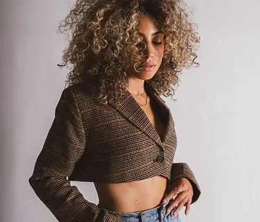 SIERRA SELLERS 9:30PM - 1:00AM