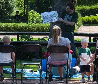 West Chicago Public Library Storytime in the Garden