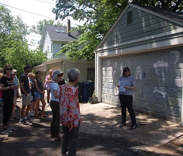Walking Tour: Evanston’s Alleys