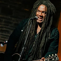 Flounder's House presents Jeffrey Gaines