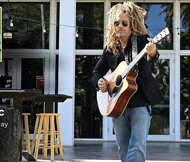Live Music at Schnebly Winery