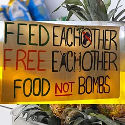 Food Not Bombs Sunday Distro