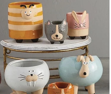 Spring Youth Ceramics 3 class session – Animal Bowls with Kate Kucera!