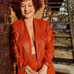 Carsie Blanton (with full band)