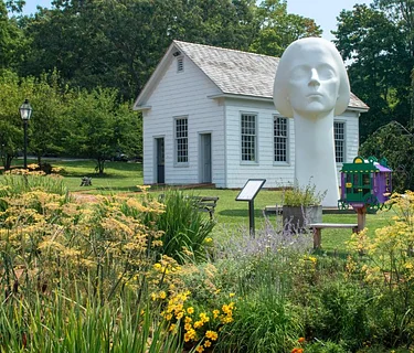Art in the Garden Tour