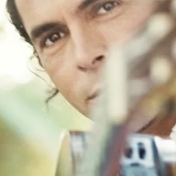 DAVID DE ALVA | SHOP, DINE & UNWIND WITH LIVE MUSIC