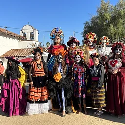 Día de los Muertos Market & Craft Day