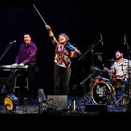 Eileen Ivers and Universal Roots (Plymouth)